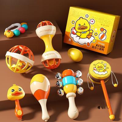 Spielzeug für Neugeborene – Rasseln & Mobiles