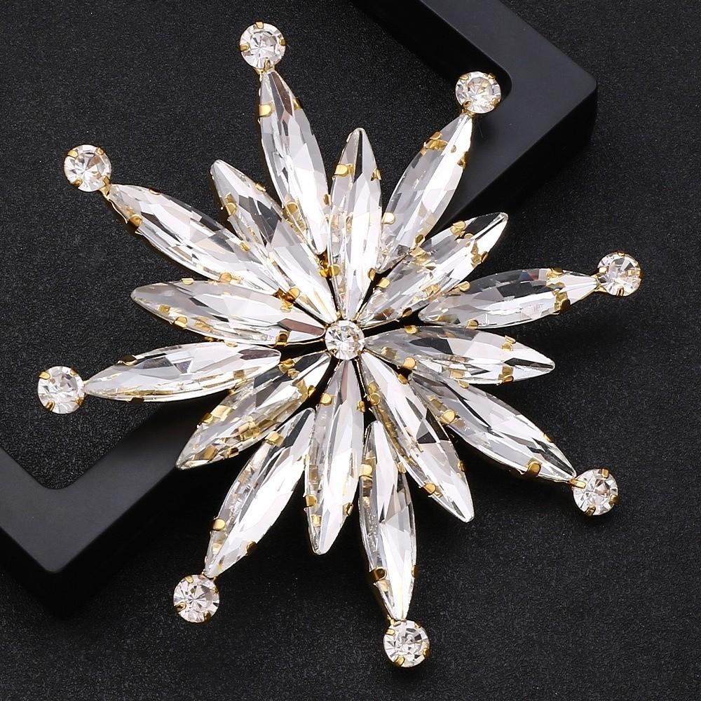 Body Jewelry Rhinestone Brooch Decorative Clothing Chest Flower Irregular Flower Brooch Party