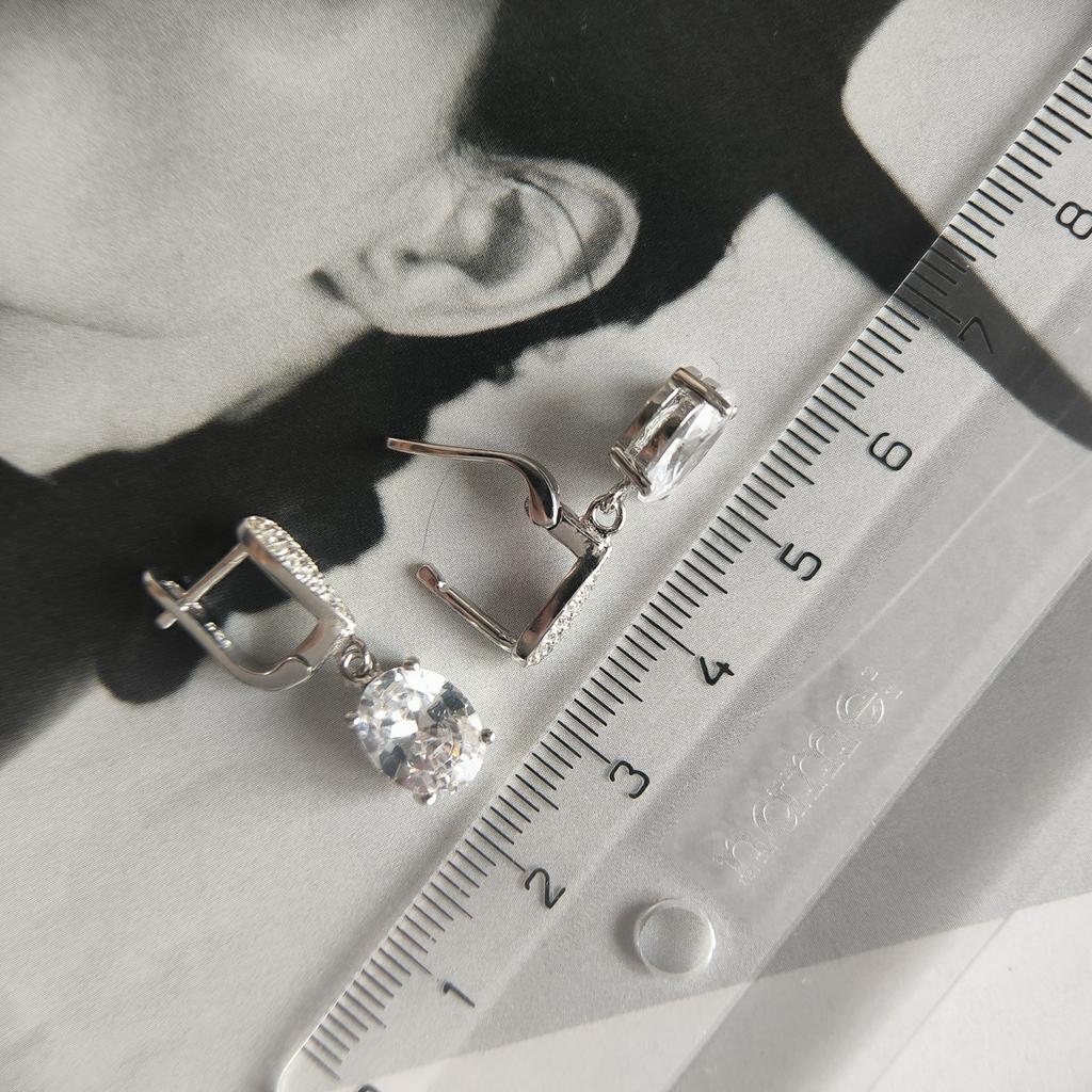 Серебряные серьги с фианитами (2207702)