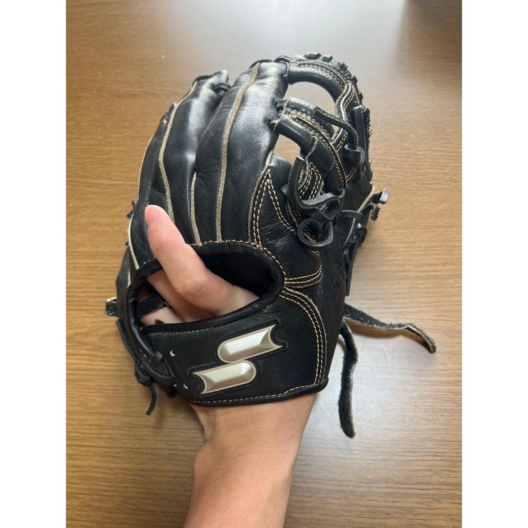 Used ssk softball gloves