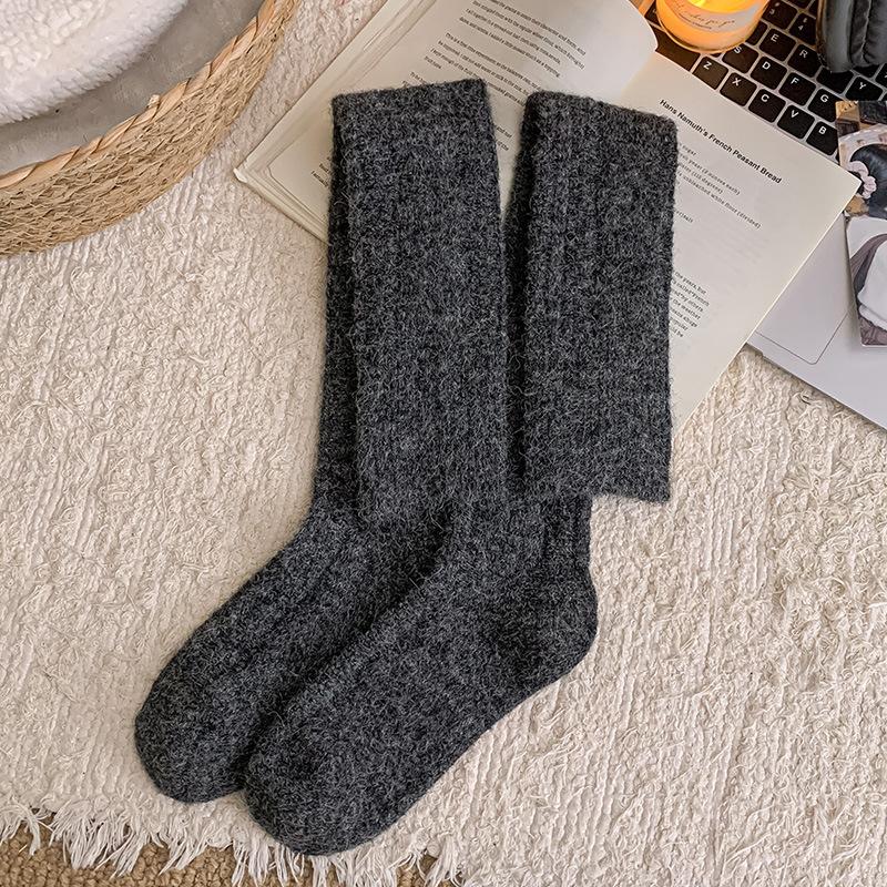 Winter Knee Socks Children Japanese Jk College Wind Stockings Soft Sister Versatile Warm And Thin Warm Fleece Knee Stockings