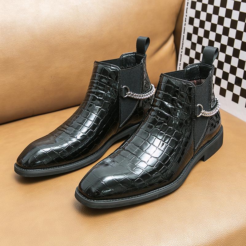 Wniter New Male Pointed Alligator Pattern Metal Chain Ankle Boots Men Casual Luxury High Top Platform Shoes Zapatos Hombre