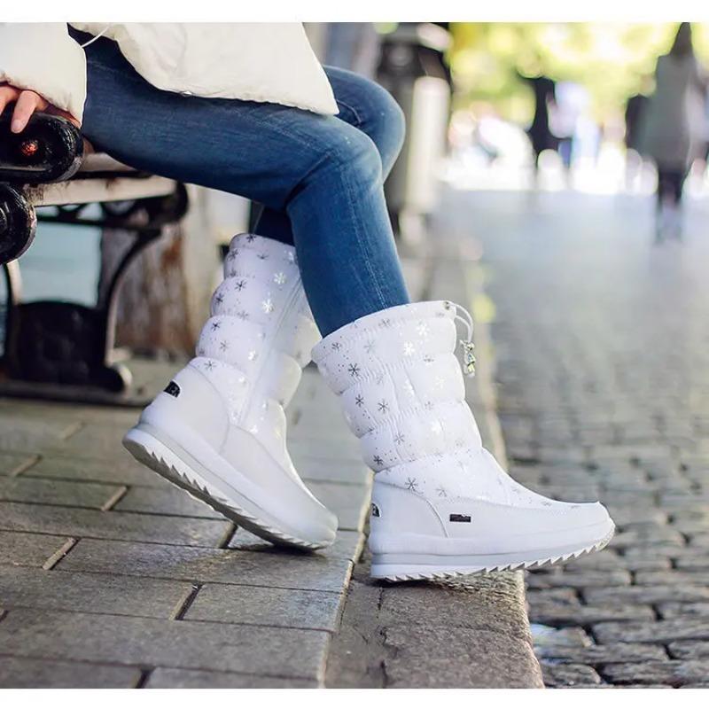 Winter thick women's snow boots Warm Plush Mid-calf Boots Non slip Waterproof  Platform Snow Boot Casual Female White shoes
