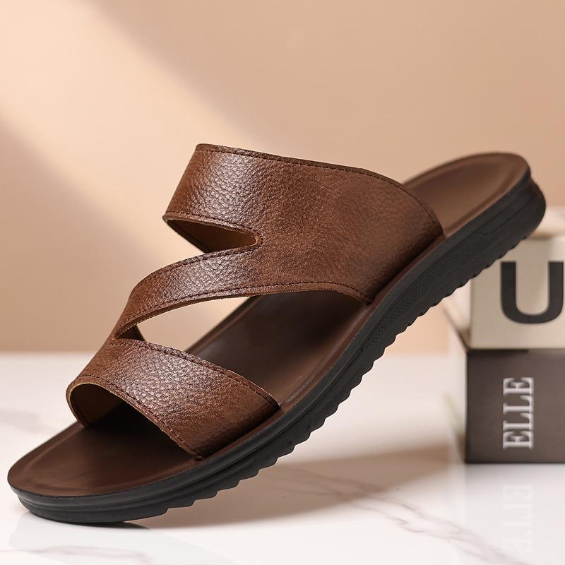 Slippers men's summer new men's soft-soled casual beach shoes trendy sandals