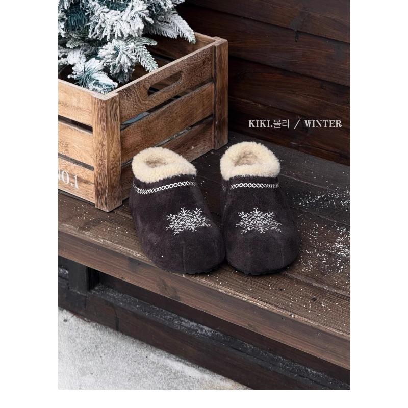 Women's thick-soled winter a footstool embroidery fur one lightweight warm cold padded snow boots non-slip wear-resistant casual sneakers cotton boots