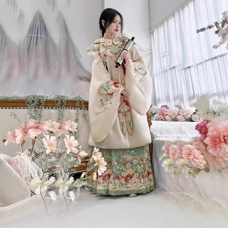Ming Dynasty Style Hanfu Set Women With Embroidered Cloud Shoulder Wide Sleeve Top Horse Face Skirt