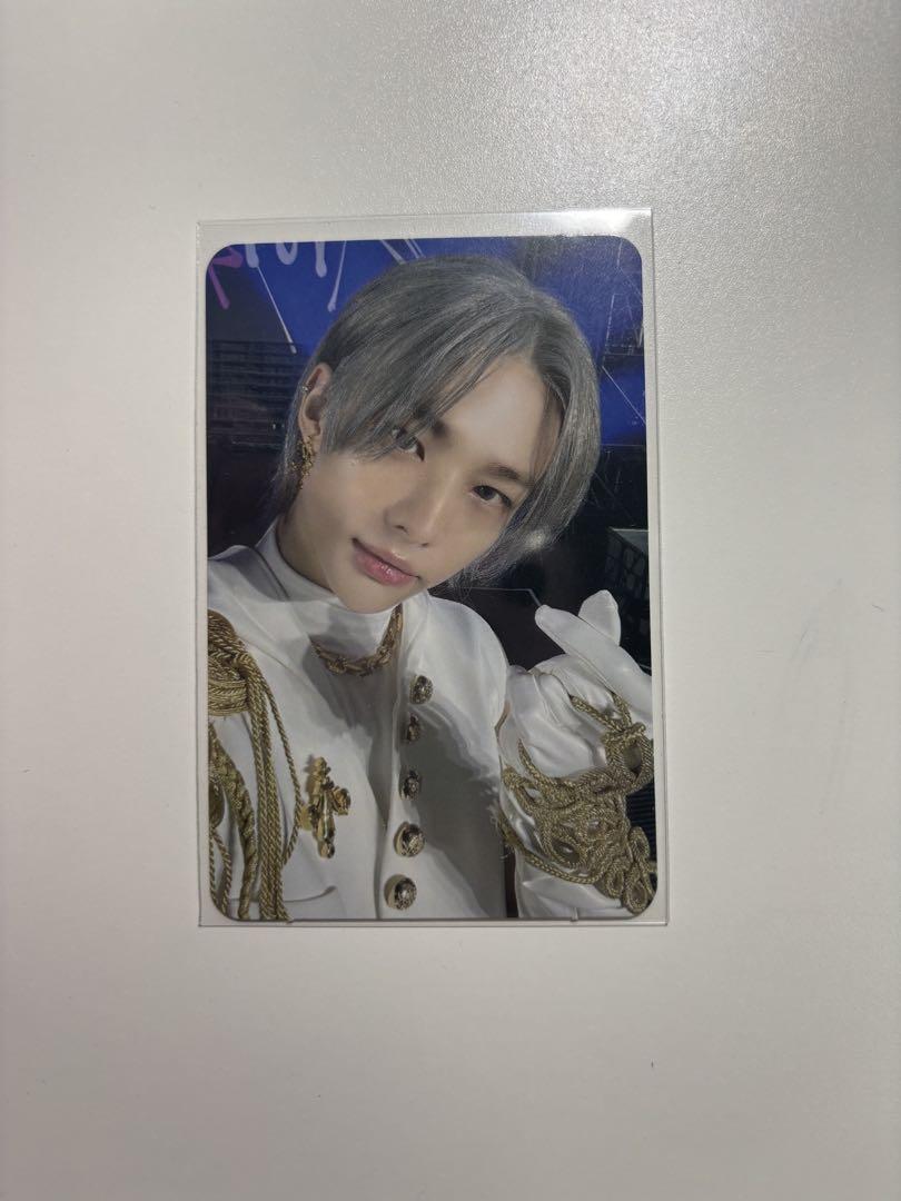 

[Б/У] Straykids Хёнджин торговая карта Raku-star Rakidro