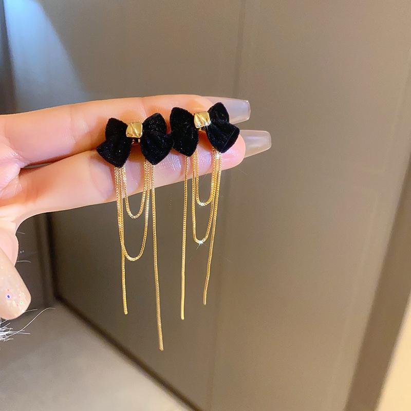 Boucles d'oreilles à pampilles rétro françaises, boucles d'oreilles à la mode et élégantes, boucles d'oreilles baroques en pierre naturelle de couleur eau douce