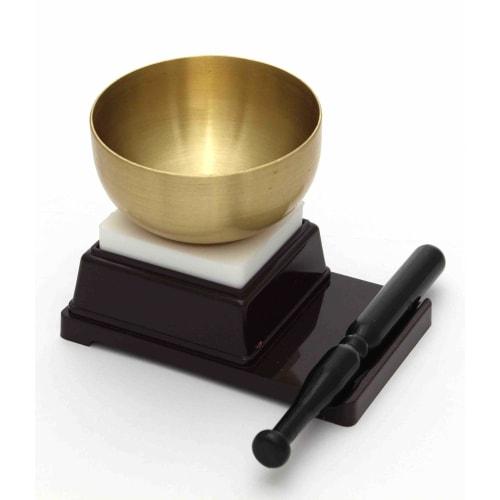 A 7-piece Buddhist Altar Set Featuring a Rust-proof Bell, Water Container, Rice Bowl, Tray, Flower Vase, Shikimi (millet), and Electric Candles. This