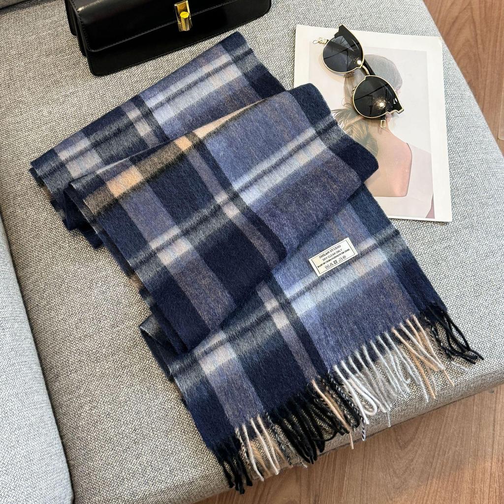 2025 Unisex 100% Wool Scarf: Versatile and Warm for Autumn & Winter