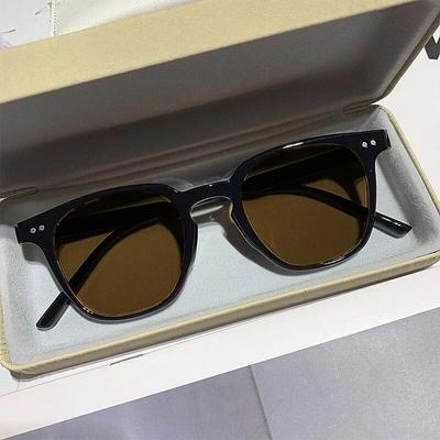 Fashion Retro Simple Square Sunglasses Summer UV400 Shades Sun Glasses Women Men Tawny Lens Vintage Luxury  Design Eyewear