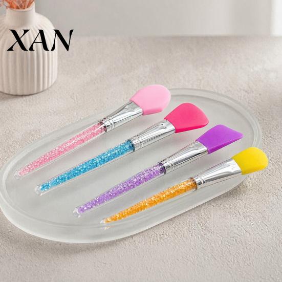 Silicone Face Brush Mask Applicator Brush, Facial Mud with Non-Slip Gentle Rhinestone Handle, Hairless Clay Tools Spreading Tool