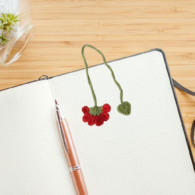 5Pcs Handmade Crochet Flower Bookmarks Knitted Floral Bookmarks Page Marker for Teacher Student Book Lover Reading Aid