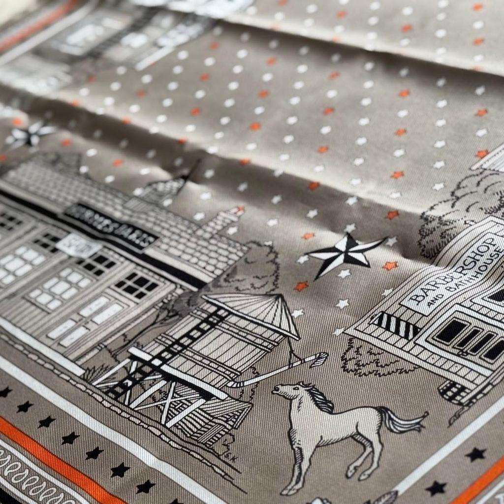 Used HERMES Carre 55 Scarf / Paris Station Bandana