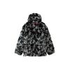 Sprayground Maskáčová bunda s kapucí a velkým logem žraločí tlamy z umělého beránka Unisex bundy WD831104