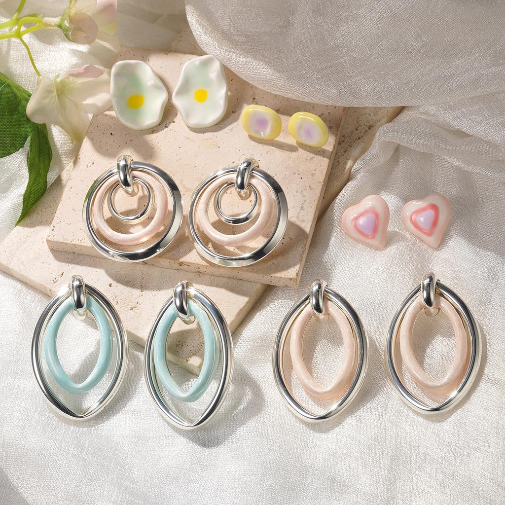 Small fresh and fashionable Ou Ruofeng cure retro love geometric earrings niche temperament ins simple earrings earrings