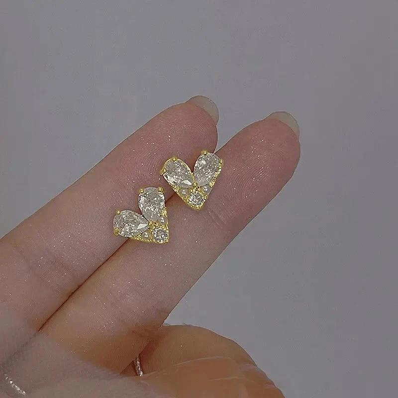 

CAOSHI Dainty Chic Heart Stud Earrings Women Daily Wearable Zircon with Bright Zirconia Delicate Love Accessories for Female