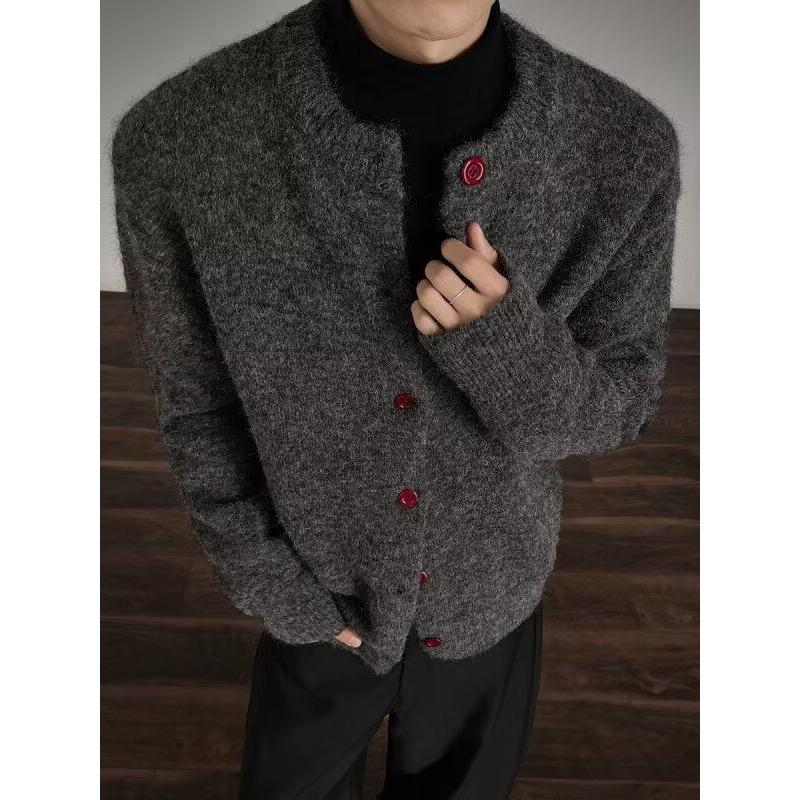 

Men s Retro Dark Brown Button-Up Knit Cardigan - Autumn/Winter, Loose Casual Jacket with a High-Intellect, Laid-Back Vibe. M чорний