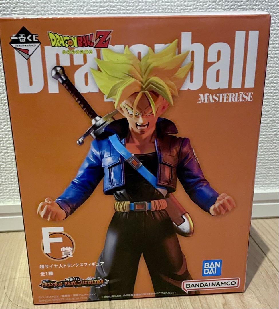 

[Б/У] Продукт Dragon Ball Ichiban Kuji F Приз Тринкс против Омнибус УЛЬТРА