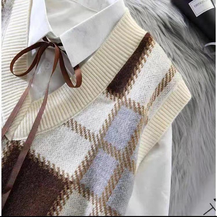 Sweater Vest Women V-neck Soft Warm Fashion Plaid Sleeveless Sweaters Retro All-match Loose-fitting Knitted Vest