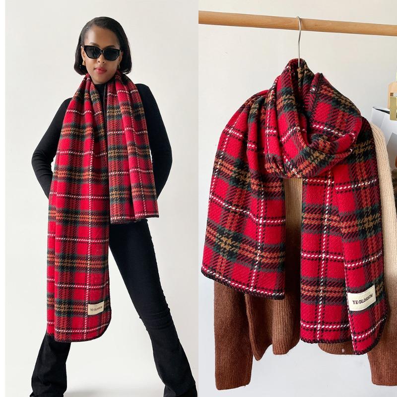 Imitation cashmere plaid shawl women's winter high-end atmosphere black scarf triangular hemming head shawl