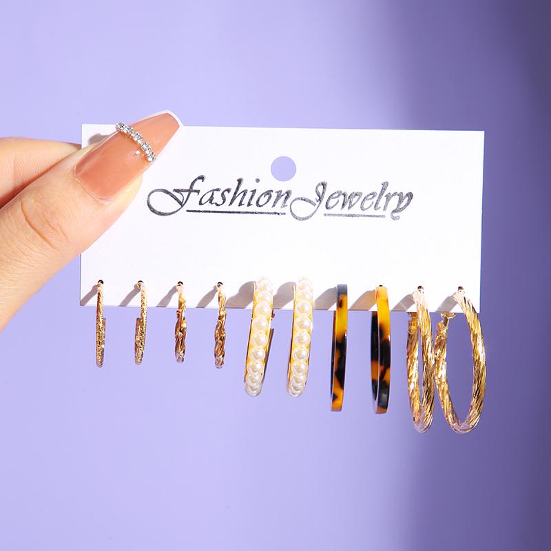 Colorful Resin Butterfly Earrings Set Pearl Purple Green Acrylic Gold Color Metal Hoop Earrings for Women Fashion Party Jewelry