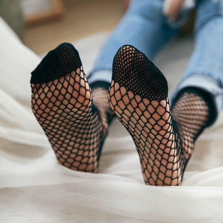 

Transparent Anti Hook Wire Ankle Socks Casual Fashion Women Hollow Net Socks Silk Thread able Mesh Net Black Socks 1pair