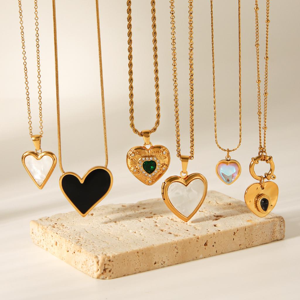 Heart Pendant Necklace Titanium Steel Women Layering Chain Light Luxury Elegant Jewelry Gift for Her