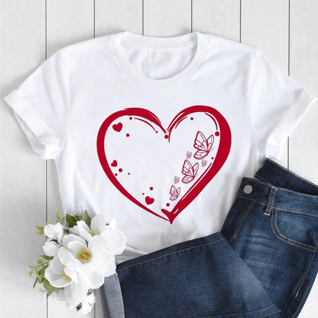 Butterfly Love Heart Print T Shirt Women Fashion Black T Shirt Female Short Sleeve Cute Graphic Tee Shirts Ladies Summer Tops