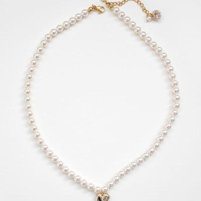 MERRYMOTIVE Vintage Heart with White Pearl Necklace