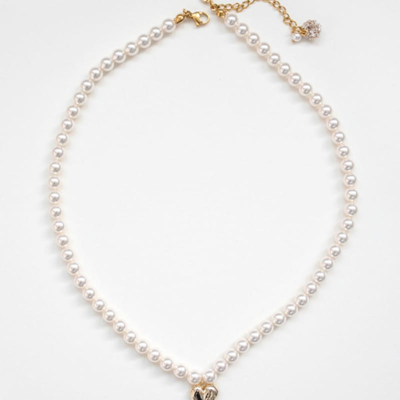 MERRYMOTIVE Vintage Heart with White Pearl Necklace