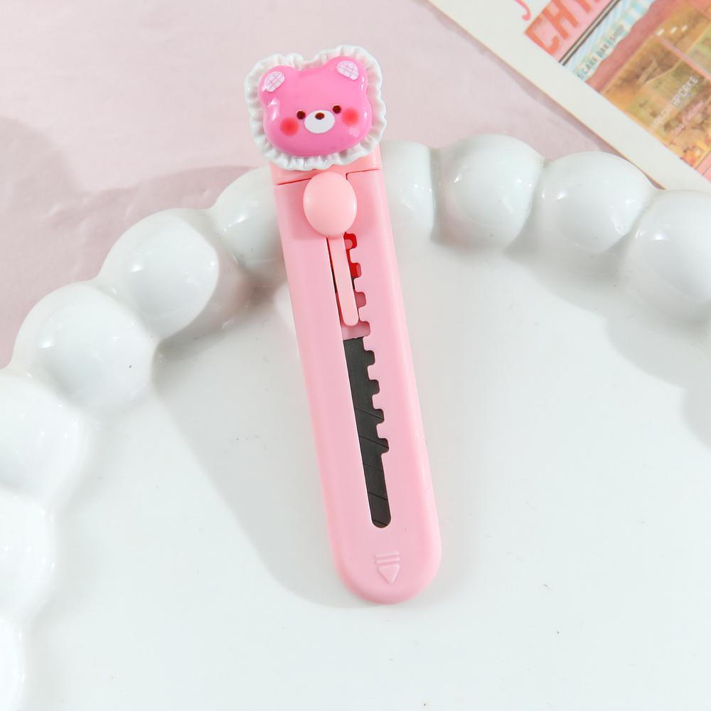 Coltello da taglio carino portatile a forma di orso, taglierino artistico a cartoni animati, taglierino per carta per studenti per aprire pacchi, lavoretti fai da te
