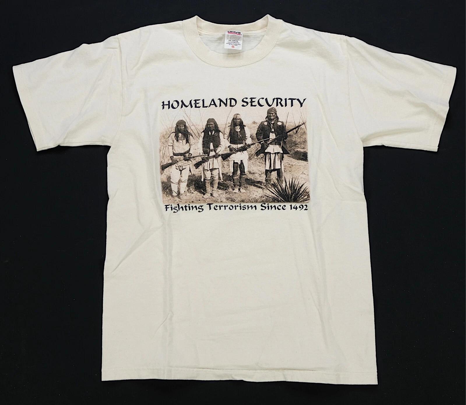 Rare Vintage ANVIL Homeland Security Fighting Terrorism Since 1492 T Shirt 90s S XL