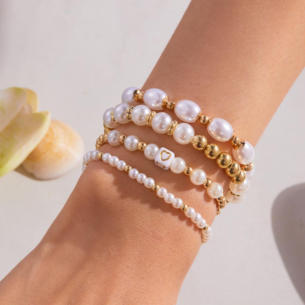 Artificial Pearl Beaded Bracelet With Geometric Oval Design For Womens Fashion Accessory