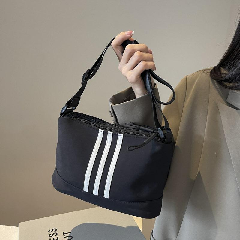 Summer Large Capacity Sporty Style Small Square Bag New Trendy Fashionable Single Shoulder Bag Trendy Texture Crossbody Bag for Women