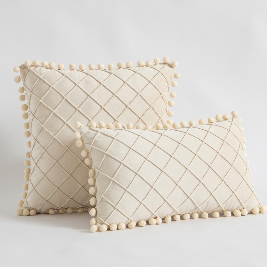 Cute Pom-poms Throw Pillow Covers 30x50cm 45x45cm Luxury Textured Square Cushion Case for Sofa Bedroom Pillowcase Christmas Gift