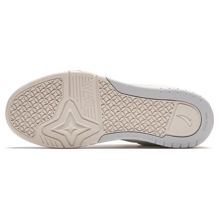 Anta Aojie Non-Slip Wear-Resistant Low-Top Skate Shoes Men Sneakers White Gray 912348040-2