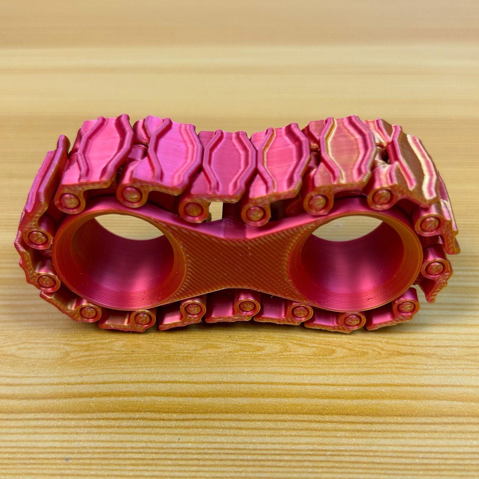 

3D-печатная вращающаяся модель трека, игрушка-спиннер для пальцев, подарок 8cm x 4cm