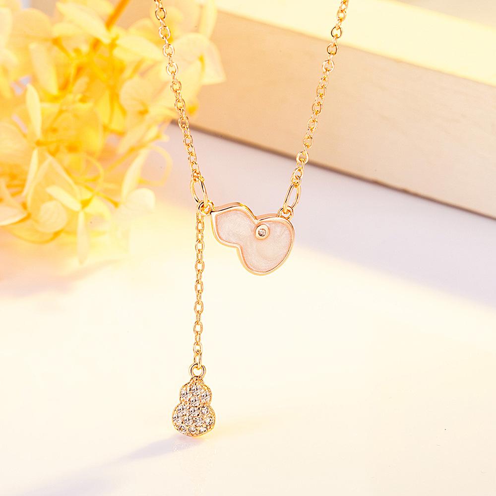 Xiaohongshu Autumn And Winter Fringed Gourd Fritillary Necklace Pendant Simple Temperament Design Light Luxury Premium Collarbone Chain