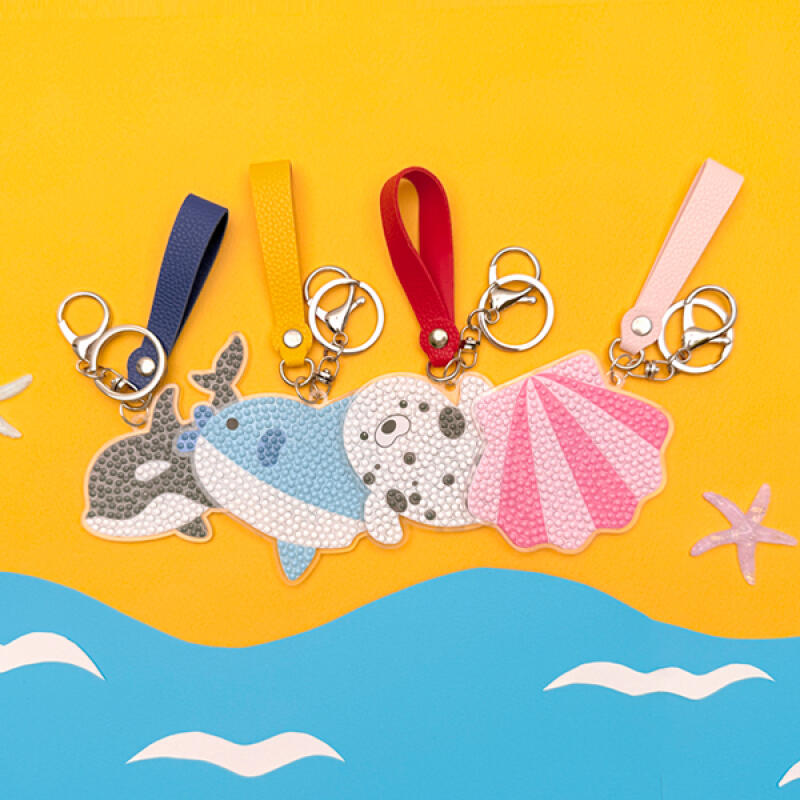 Zrób brelok do kluczy z haftem krzyżykowym 'Morscy Przyjaciele Gem' (1 osoba, wybierz 1 z 4)