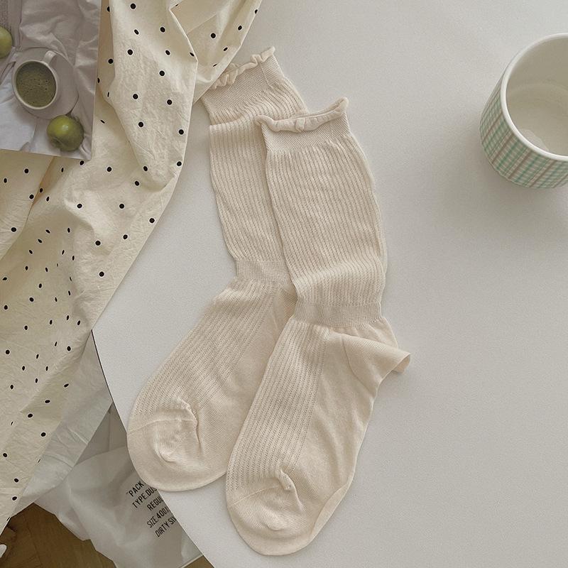 Women's Ballet-Style Japanese Mesh Socks: Sweat-Absorbent, Breathable, Ruffled Edge, Solid Color, Thin Slouch Style.