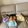 The New High-end Women's Bag Made of Cowhide, the Cloud Bag, Is Simple and Versatile