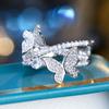 Elegante doppelte Schmetterlingsringe für Frauen, trendige funkelnde silberne Farbe, Eheringe, Brautschmuck