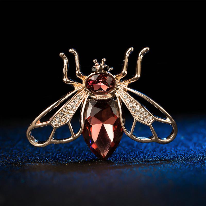 Creative Crystal Stone Rhinestone Pin Brooch Stylish Fashionable Wild Cute Style Bee Animal Suit Silk Scarf Pin Button CorsageFashion Jewelry