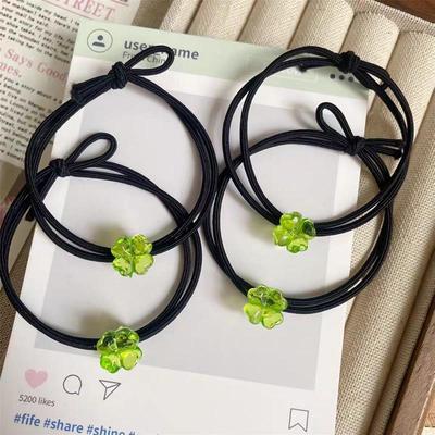 Mori Girl Haarband mit vierblättrigem Kleeblatt - Süße Blume Zopfschmuck & Vielseitiges Feen-Accessoire.