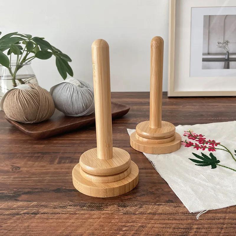 Wooden Yarn Holder Rack Vertical Rotating Weaving Tool Rack Storage Winding Roll Holder Dispenser for Crocheting