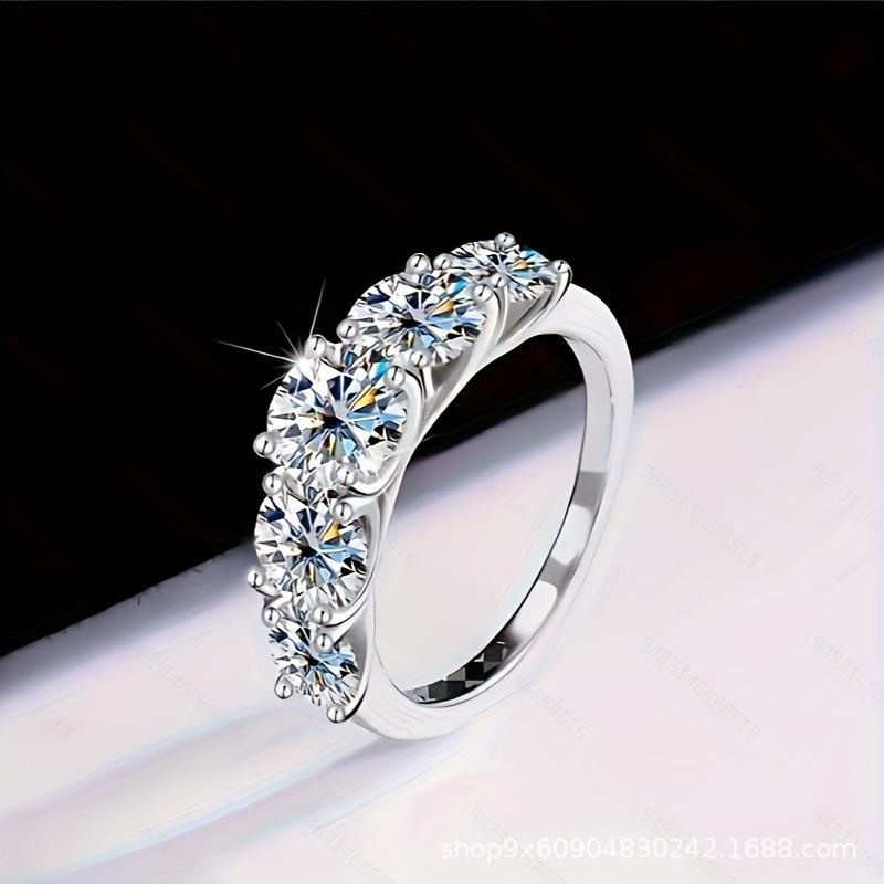 

Source Korean version of simple personalized trend ring, slightly inlaid synthetic zircon environmentally friendly men s and women s ring diamond ring 6 серебряный