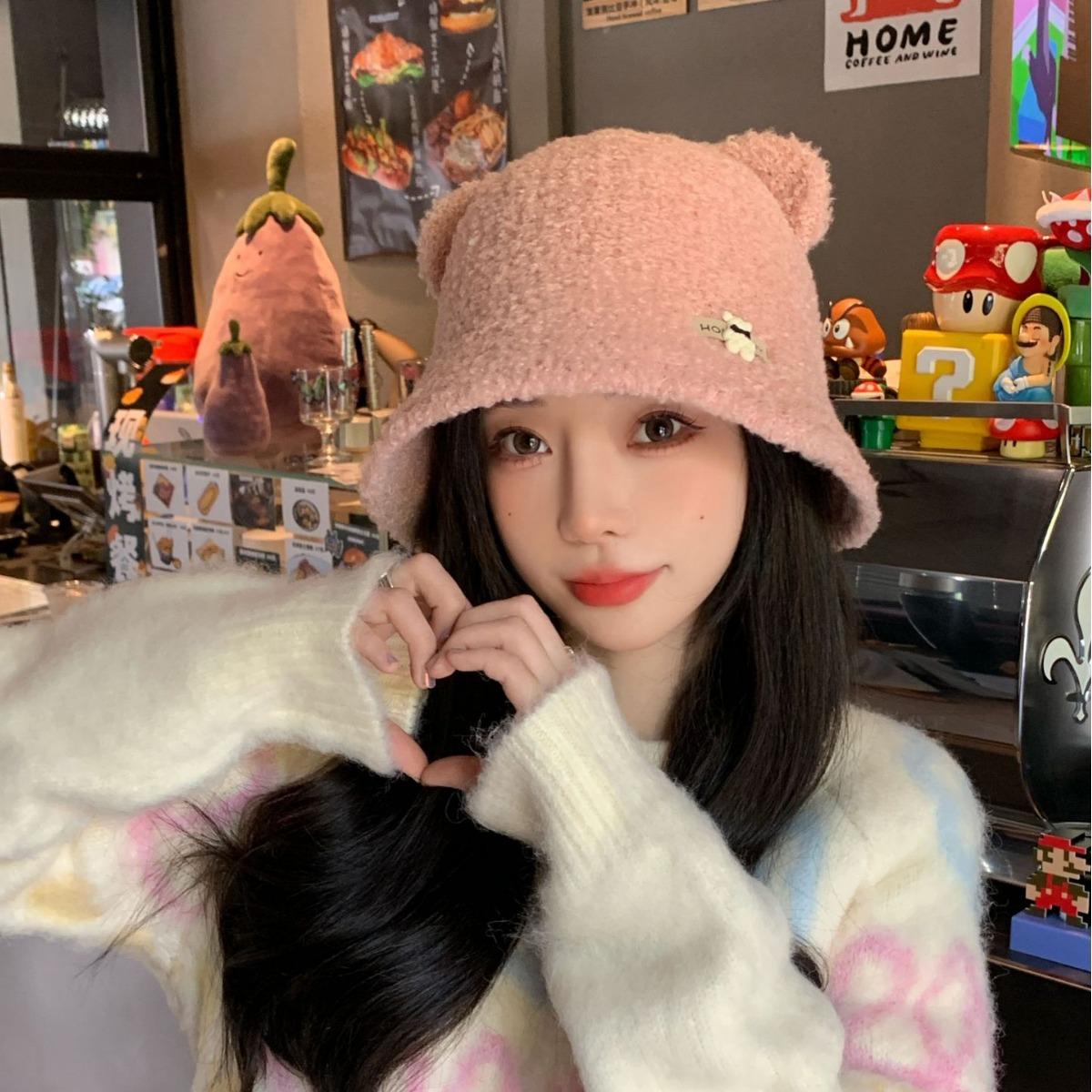 

BrandNew FallSeason and ColdSeason Hat for Women Cute Little Bear Imitation Lamb Velvet Fisherman Hat Warm In ColdSeason To Show The Face Small Pot one size