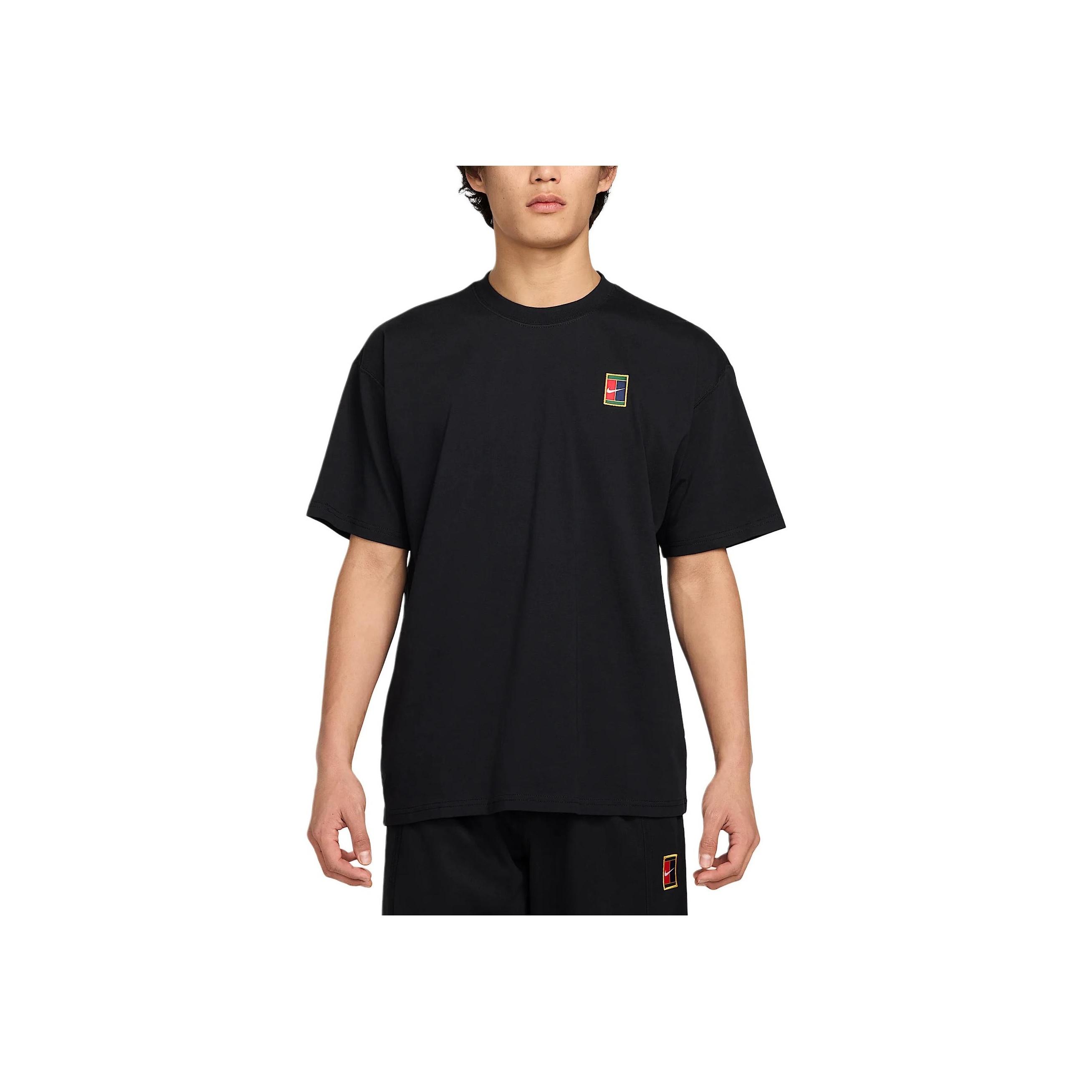 

Nike Мужская футболка с коротким рукавом, свободного кроя, с круглым вырезом и однотонным логотипом, черная HJ3363-010 M