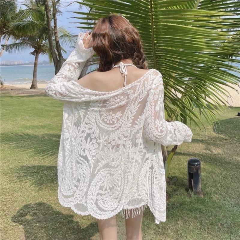 

2025 Beach Resort Sun Protection Set: Lace Jacket, Camisole, and Slimming Shorts One Size (90-130 Jin)